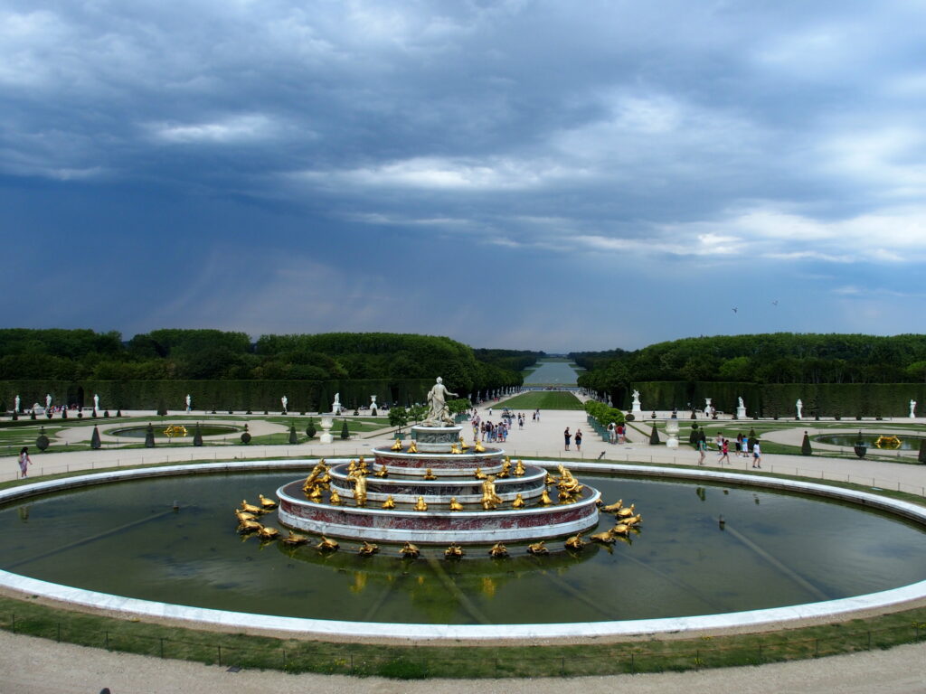 Versailles fountain