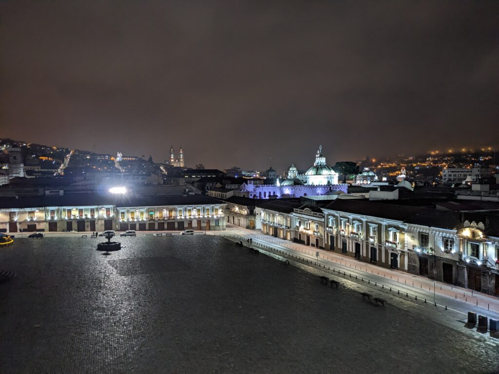 Plaza San Francisco, Quito