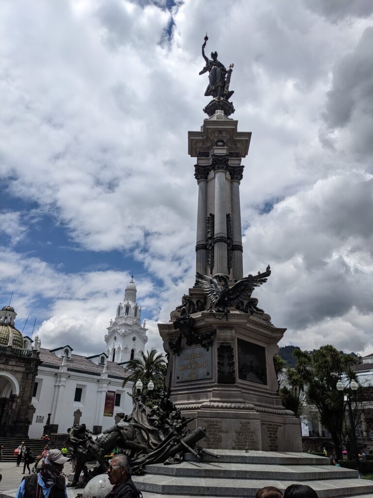 Plaza de La Independencia, Quito