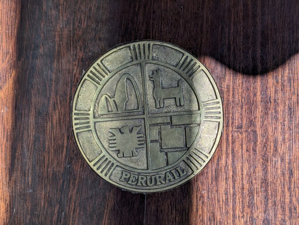 PeruRail symbol
