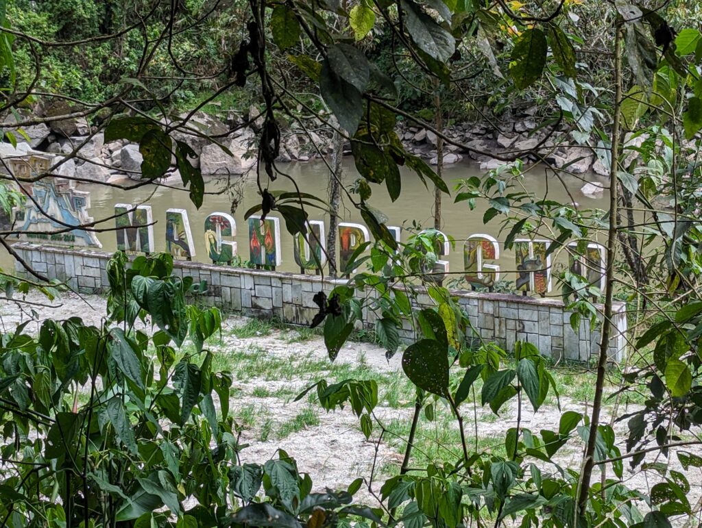 Aguas Calientes city limits