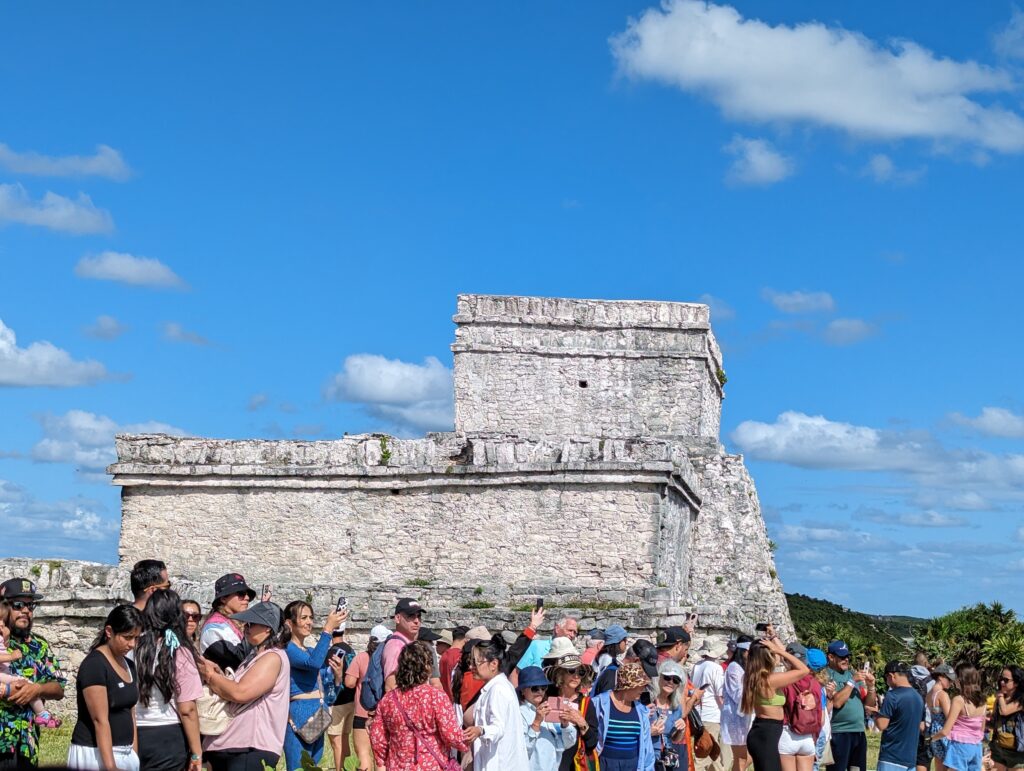 El Castillo, Tulum, Influencers